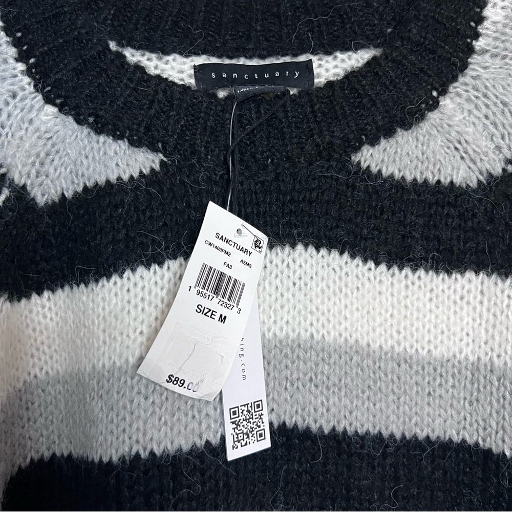 Sanctuary women’s  “Picture This” striped sweater black & white Size: Medium - Picture 3 of 5